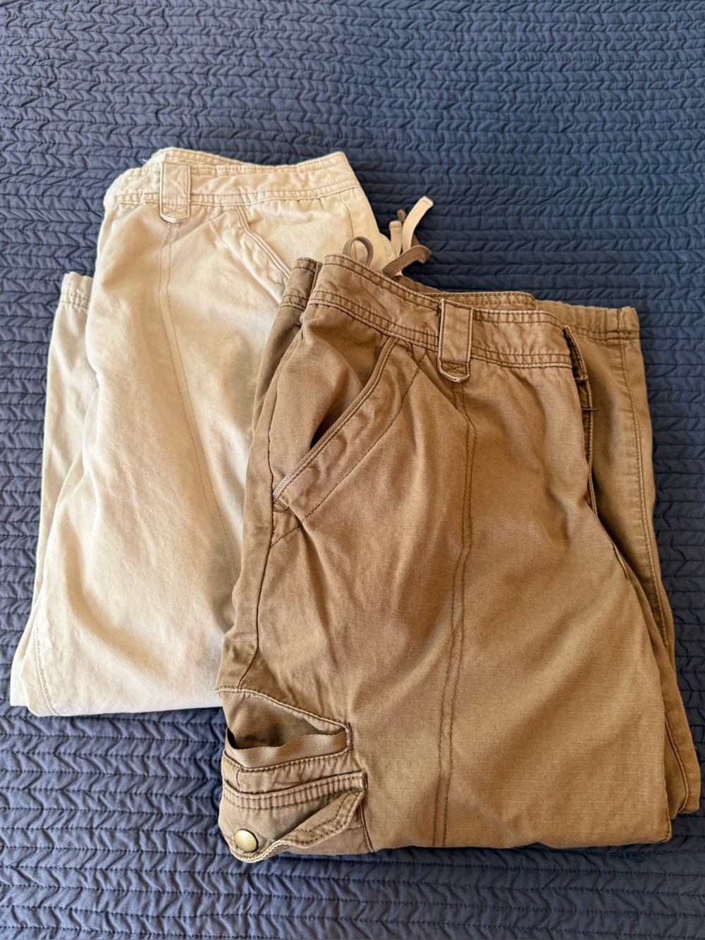Eddie Bauer women’s set of 2 capris size 10 each